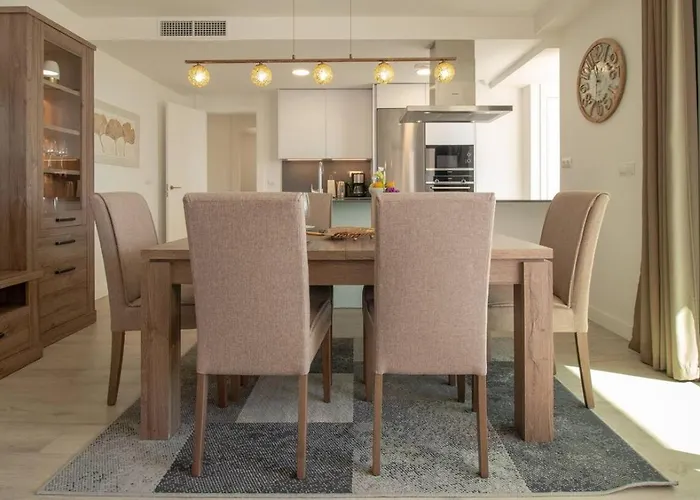 Stylish Central Apartment & Panoramic Views Mijas