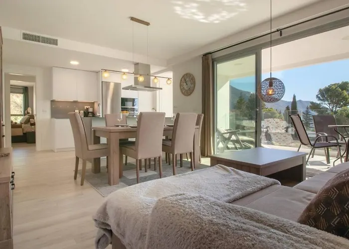 Stylish Central Apartment & Panoramic Views Mijas