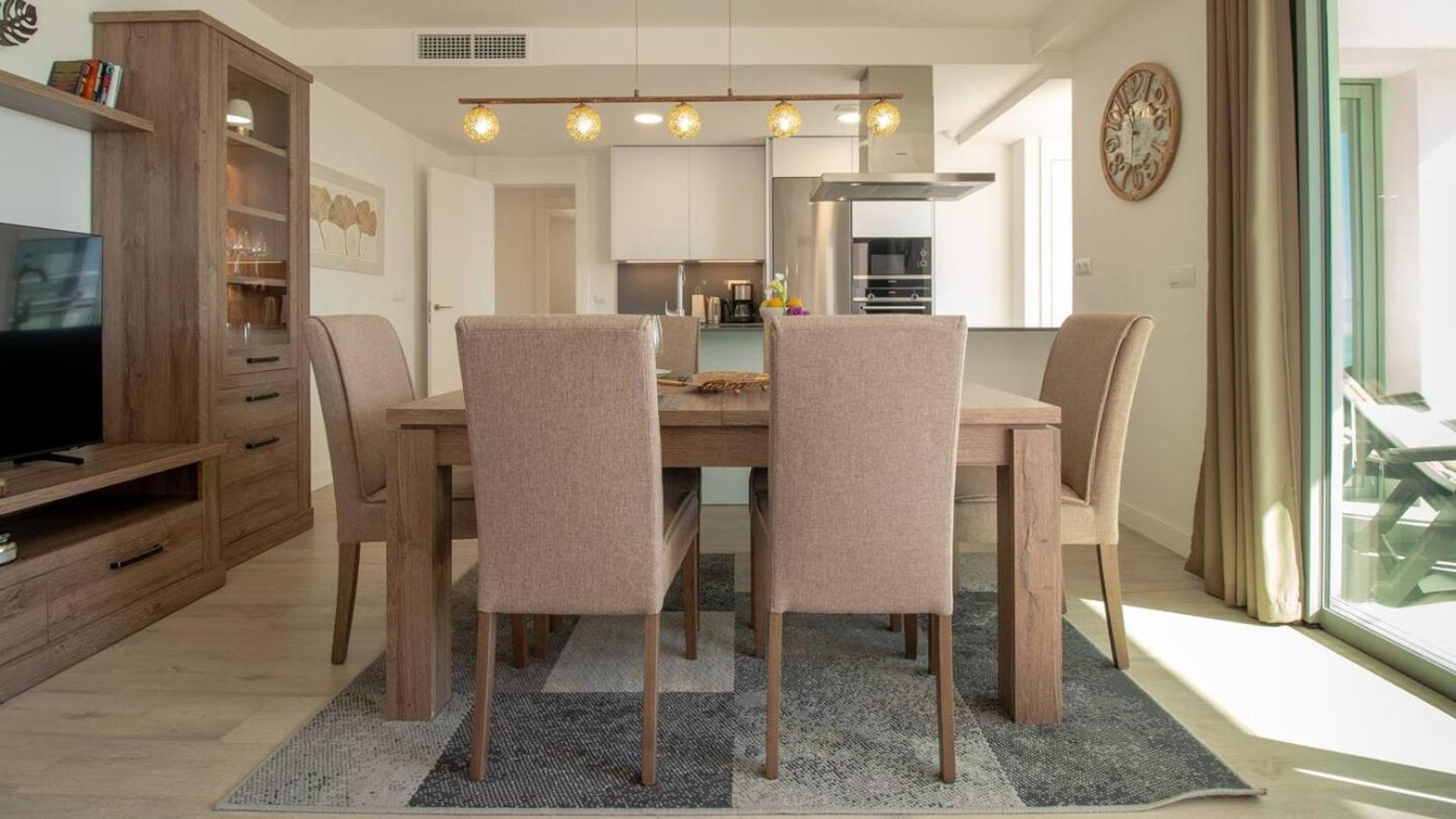 Stylish & Panoramic Views Apartamento